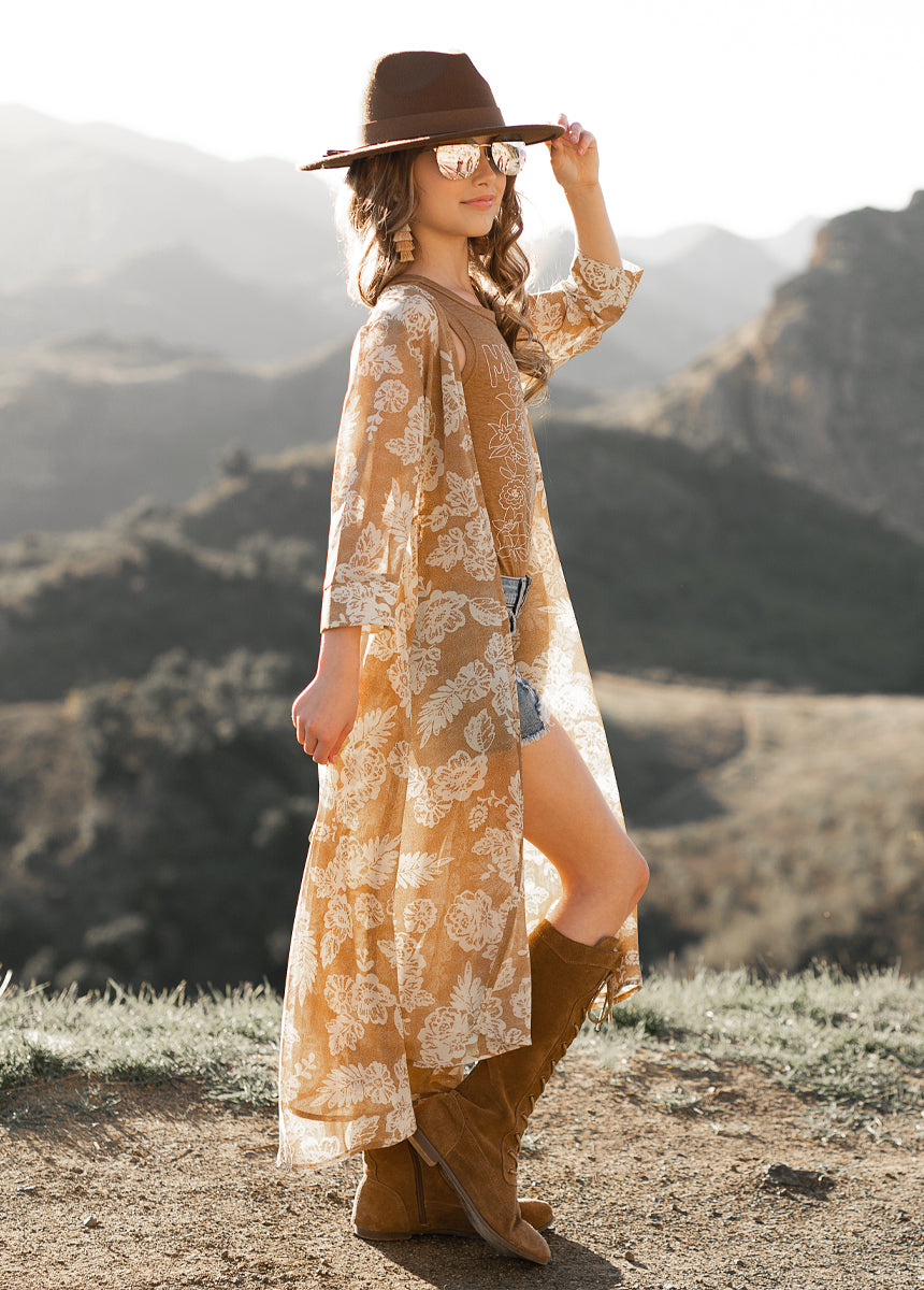 Katherine Duster in Neutral Floral
