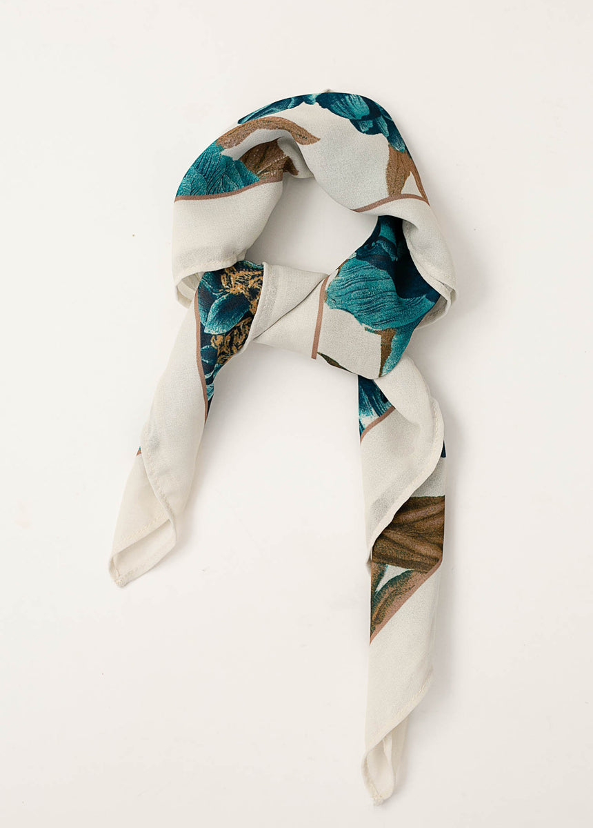 Chelsea Scarf in Teal Floral