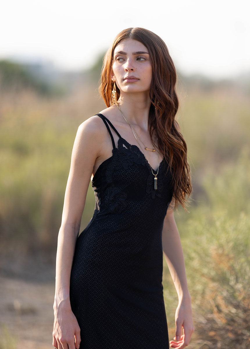 Aella Dress in Black