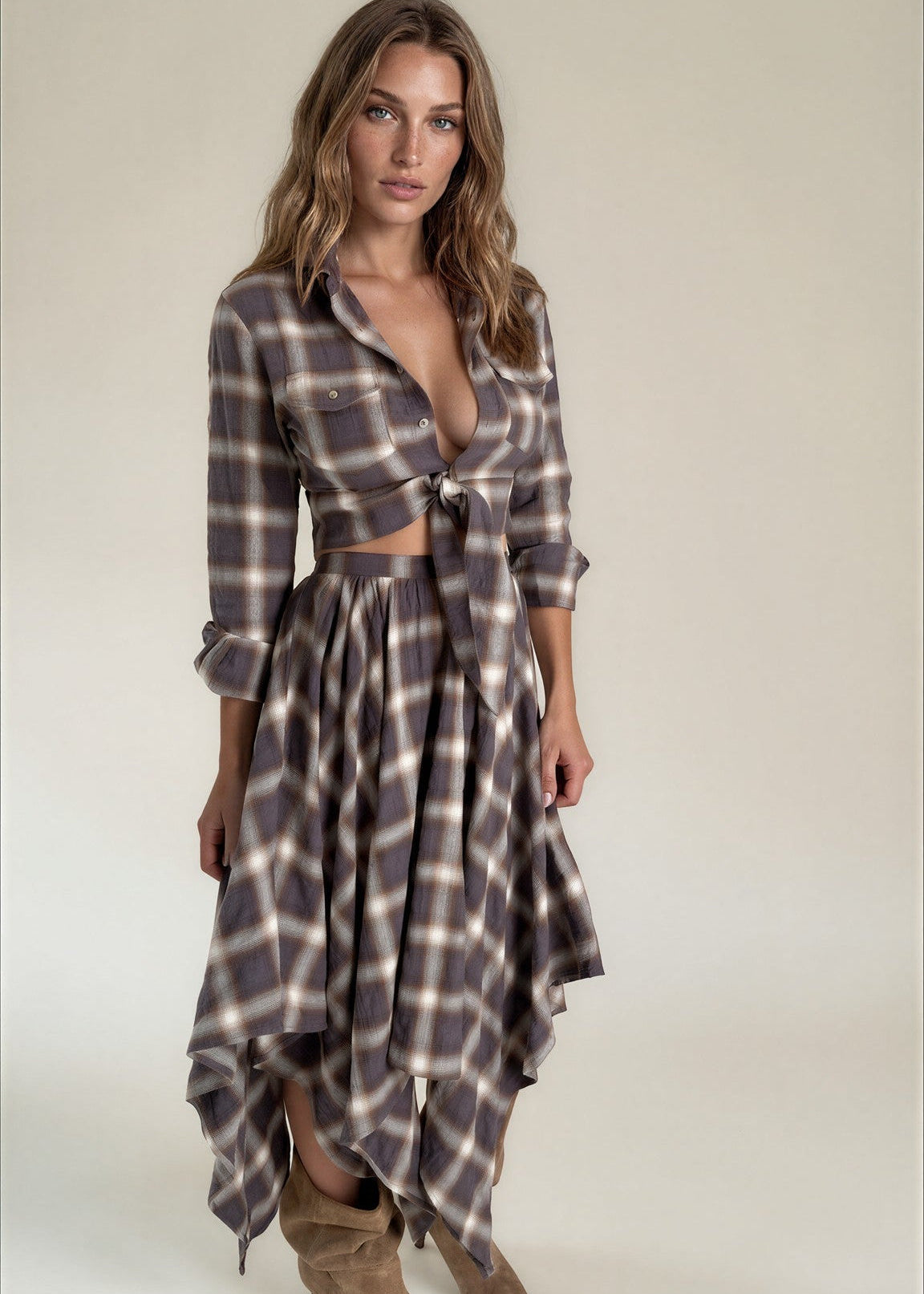 Casey Set in Slate Plaid