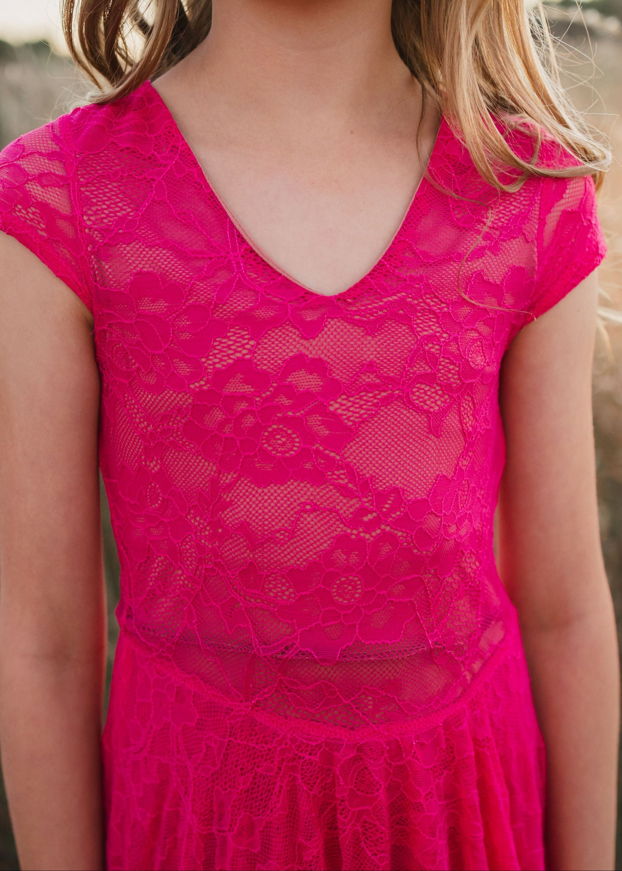 Fennia Dress in Fuchsia