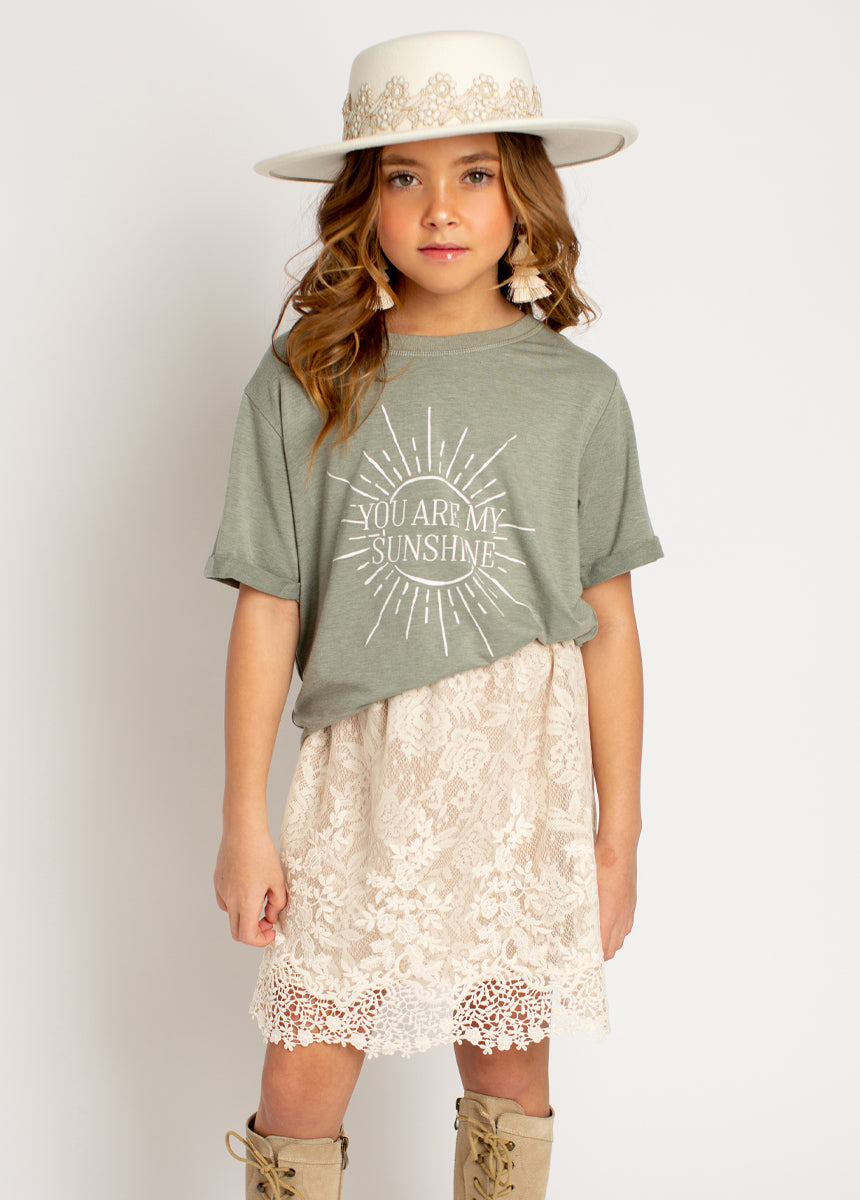 Sunshine Tee in Neutral Green