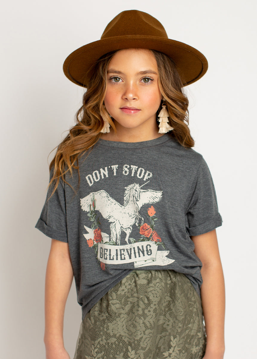 Don't Stop Believing Tee in Heather Slate