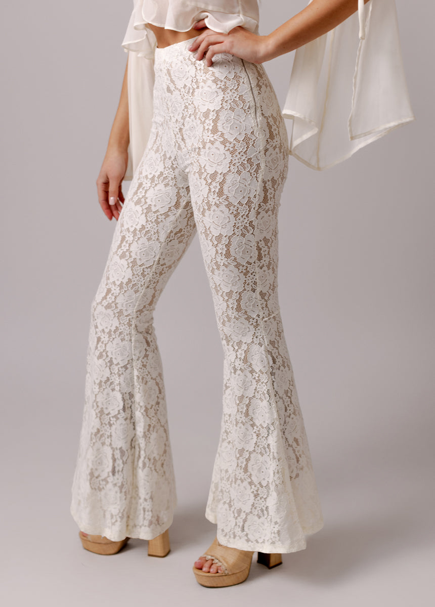 Abril Pant in Cream