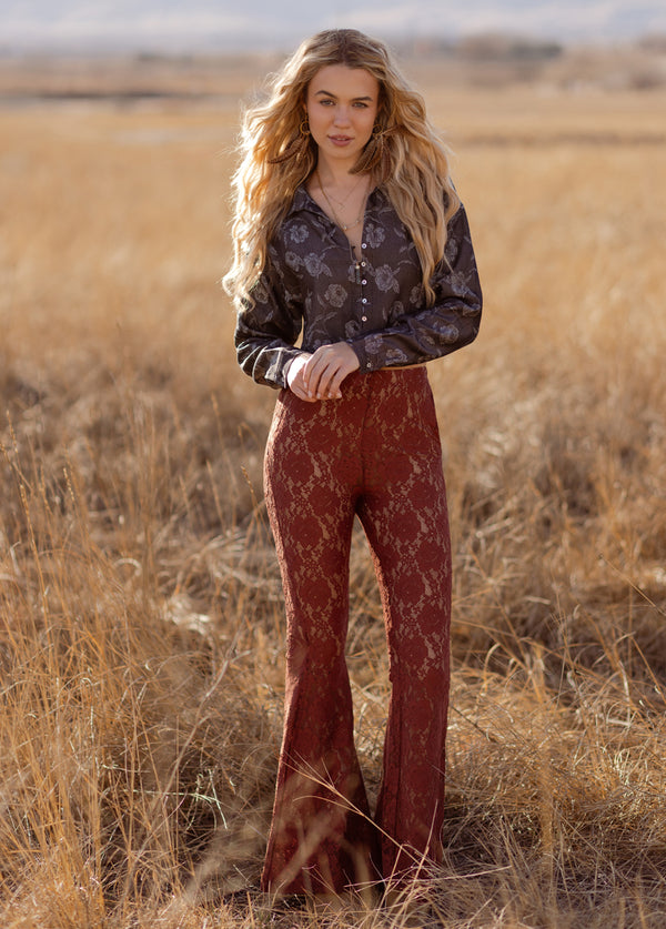 Abril Pant in Rust - Joyfolie