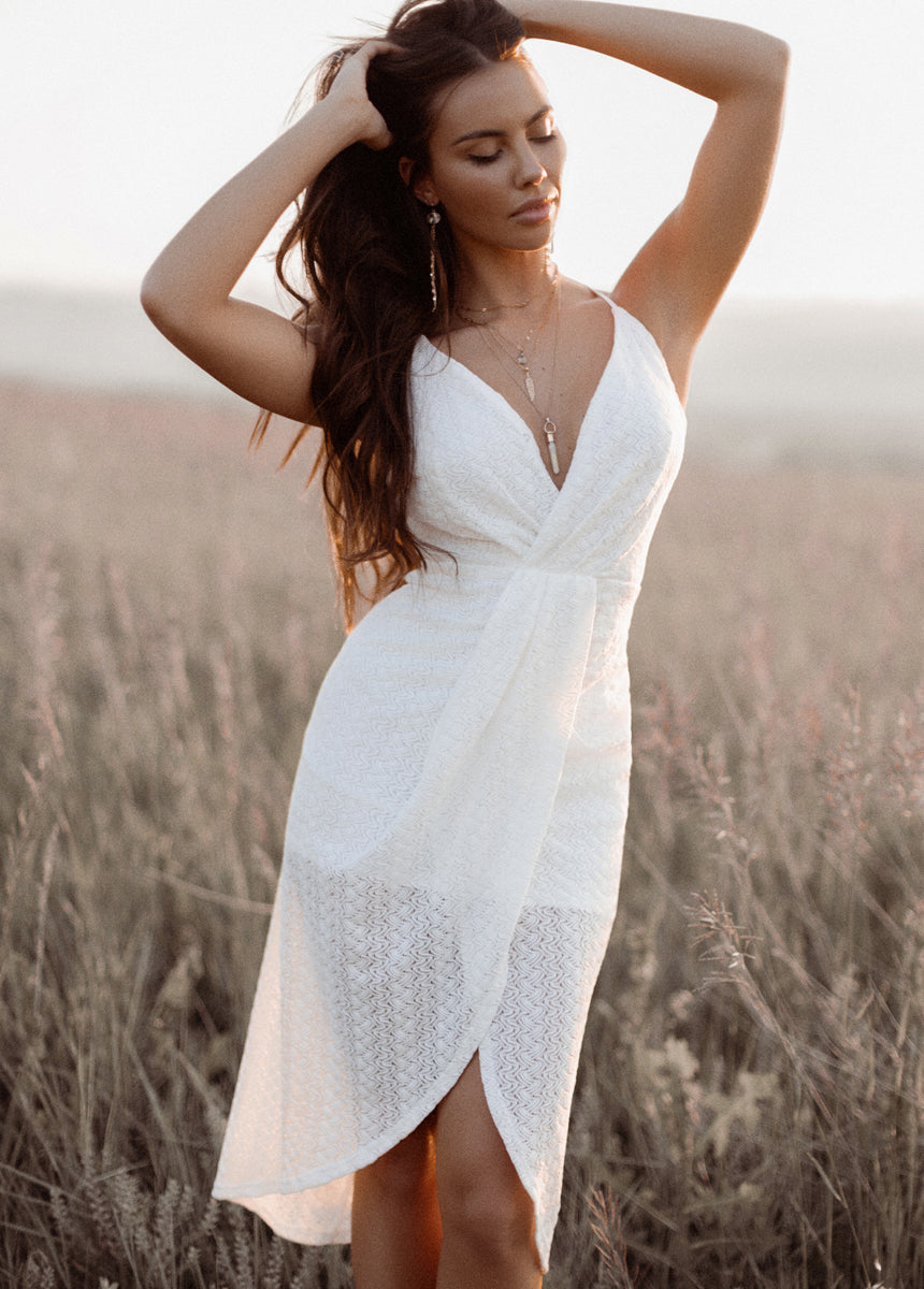 Avacette Dress in White, S Avacette Dress in White, S