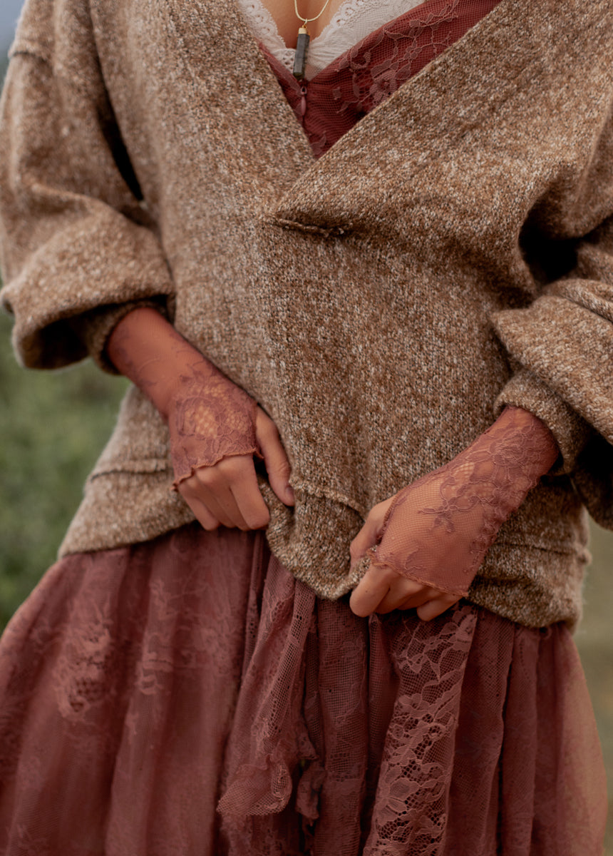 Ona Sweatshirt in Chestnut