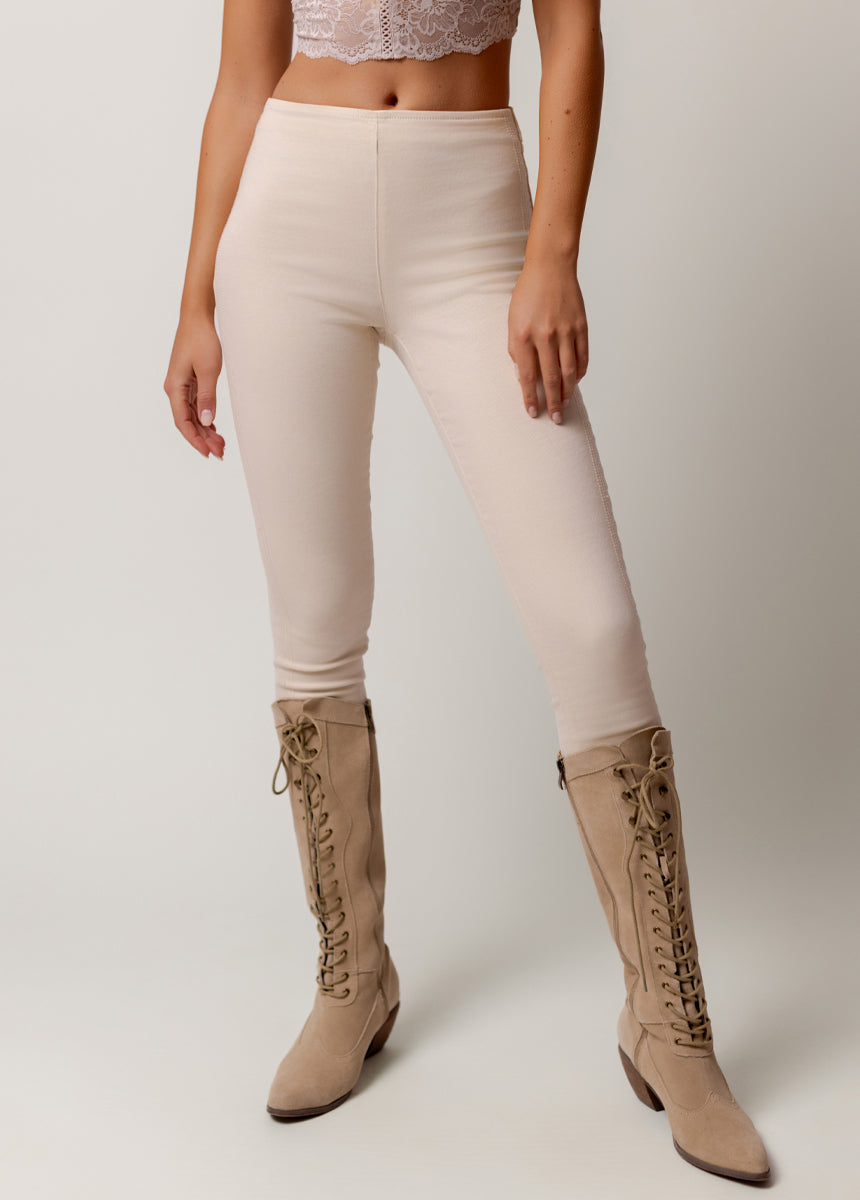 Brytny High-Waisted Denim in Ecru