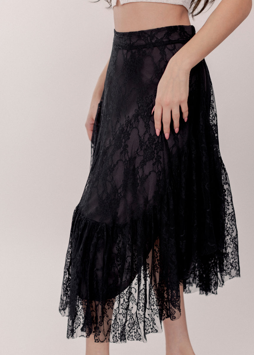 Candy Skirt in Lace Black