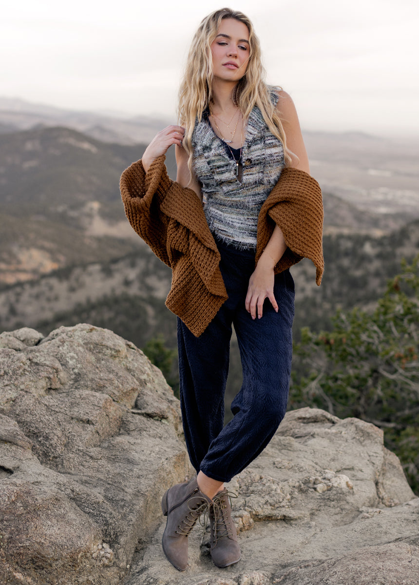 Collins Pant in Navy