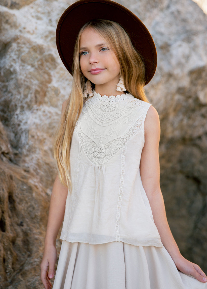 Delfinne Top in Ecru