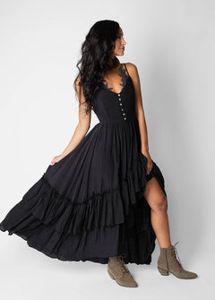 Everlie Dress in Black - Joyfolie