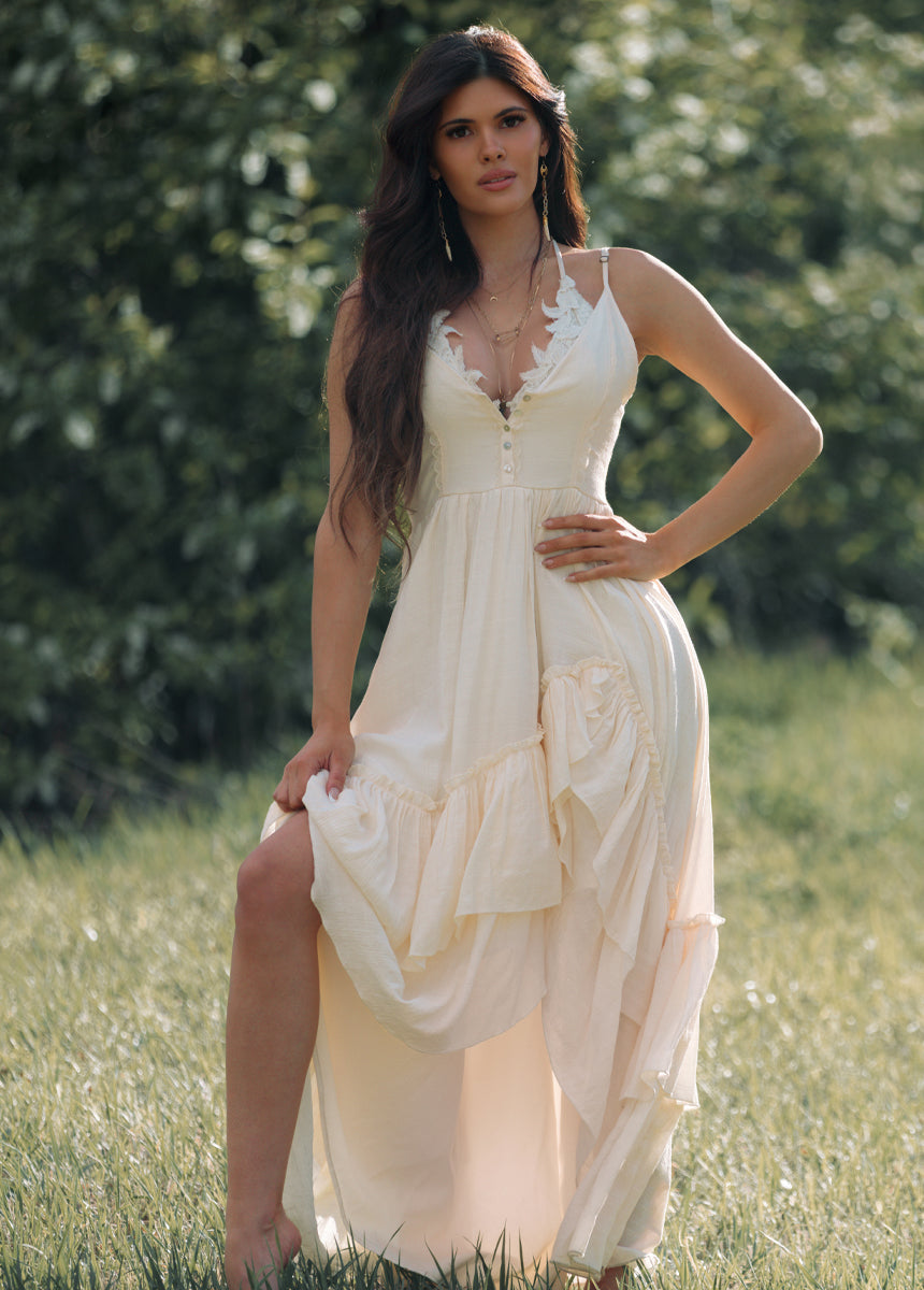 Everlie Dress in Cream