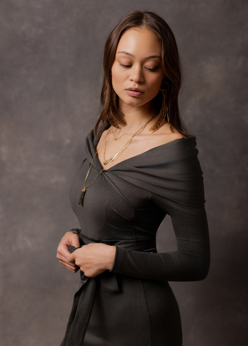 charcoal green dress Charcoal Brooklyn maxi dress in olive green, size 6
