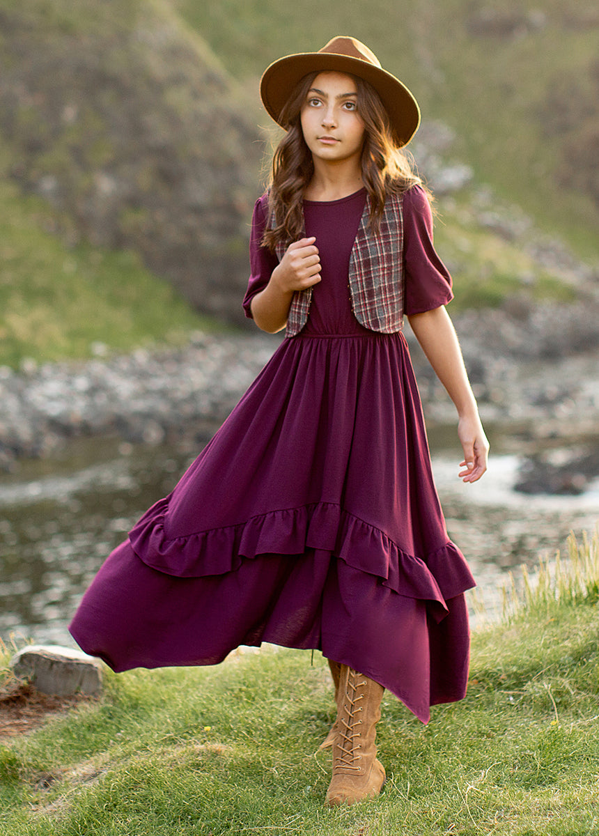 Joyfolie Girls Meike Vest in Plum Plaid, Size 6 Joyfolie Girls Meike Vest in Plum Plaid, Size 6
