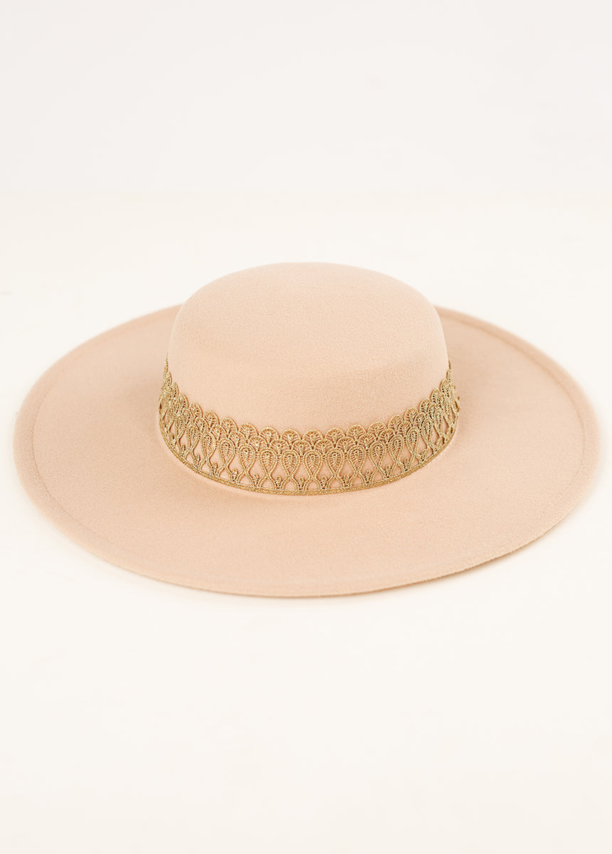 Halo Hat in Shell