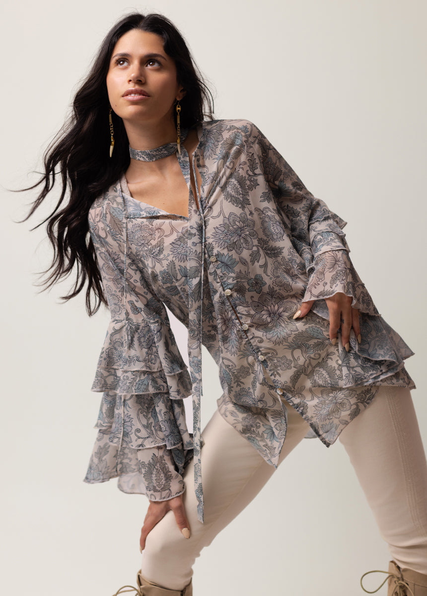 Innessa Top in Whisper Blue Floral