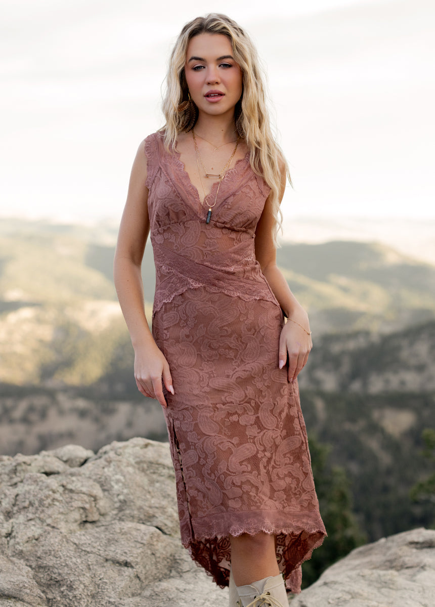 Joia Dress in Rosette