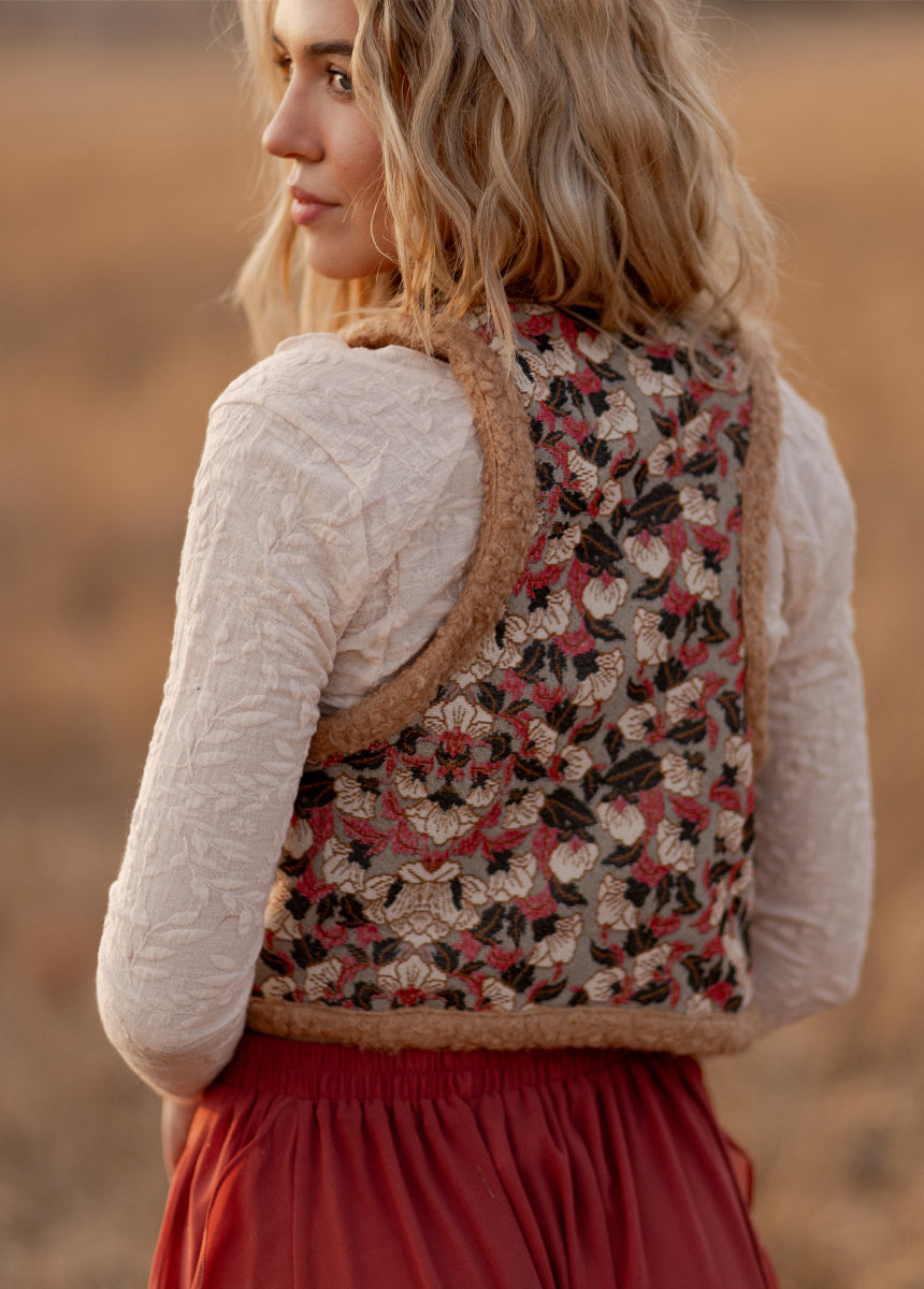 Justina Vest in Pink Multi