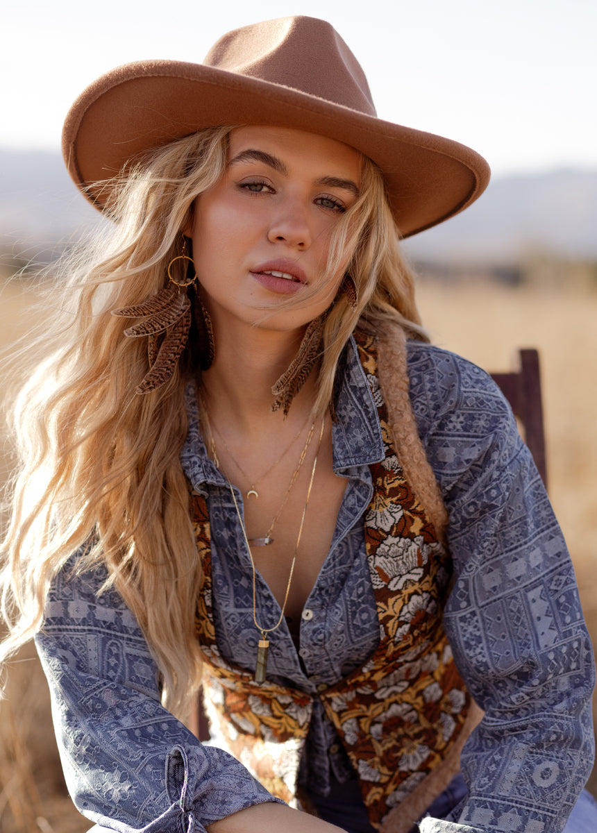 Agnecia Top in Light Bandana