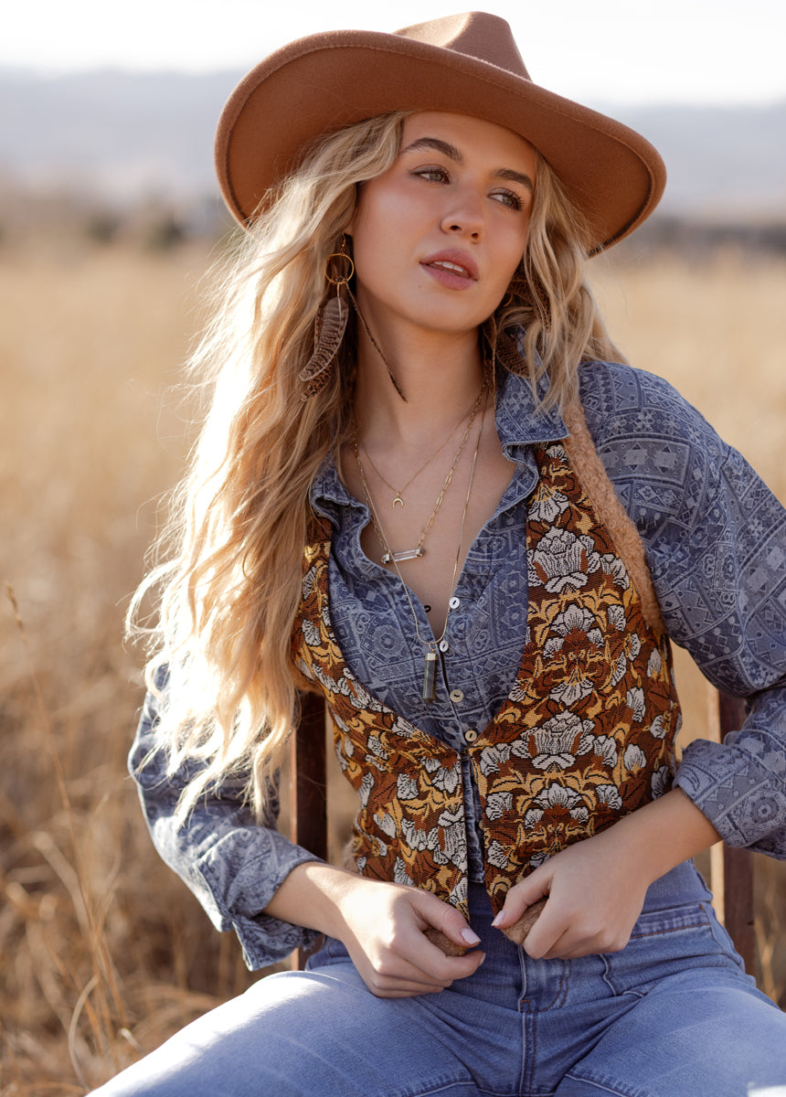 Justina Vest in Brown Multi