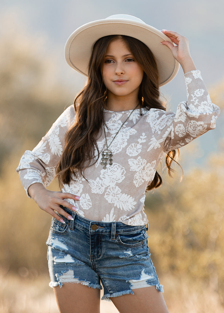 Lynne Top in Neutral Floral - Joyfolie