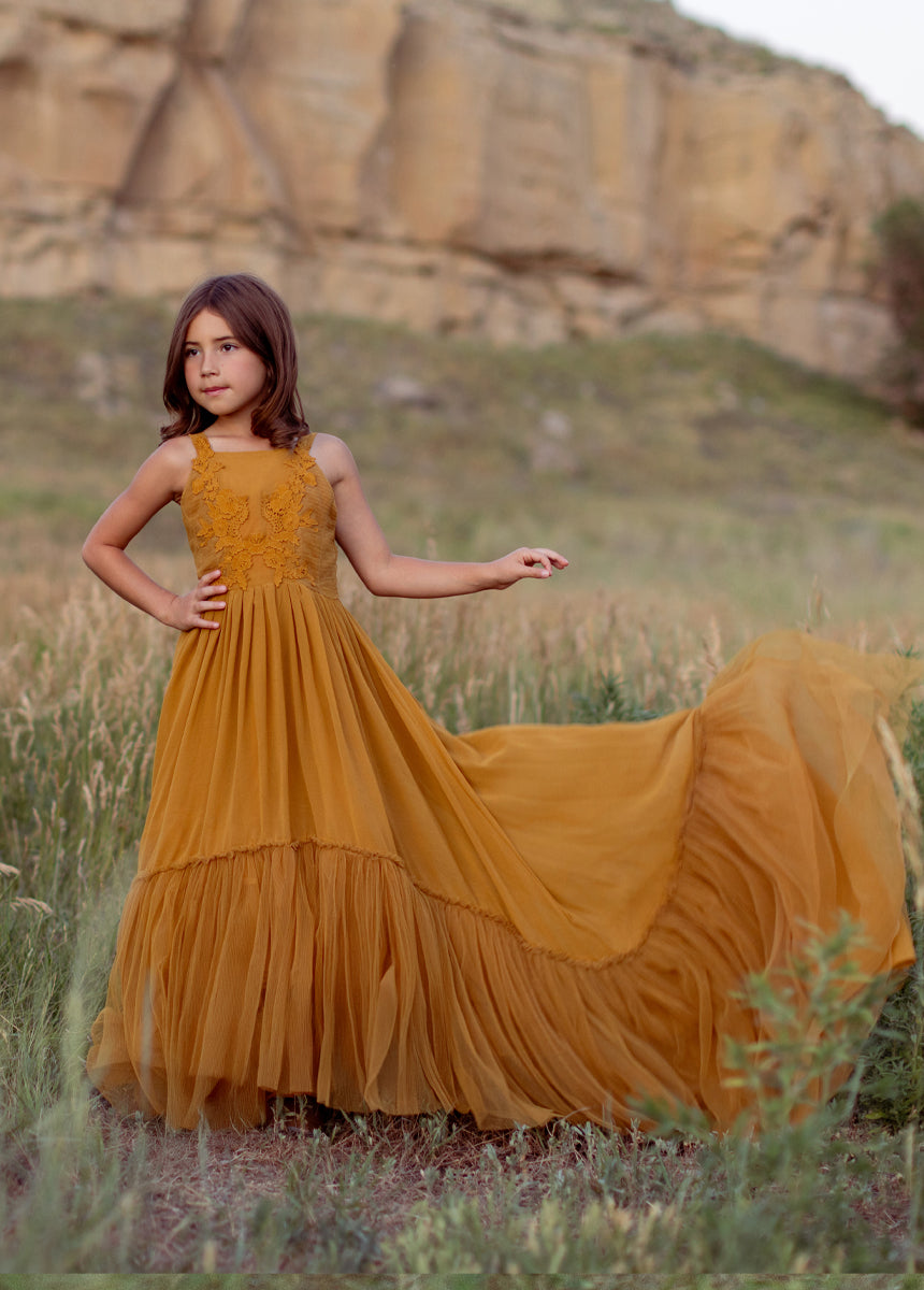 Joyfolie Girls Maia Impact Maxi Dress in Tarnished Gold, Size 7 Joyfolie Girls Maia Impact Maxi Dress in Tarnished Gold, Size 7