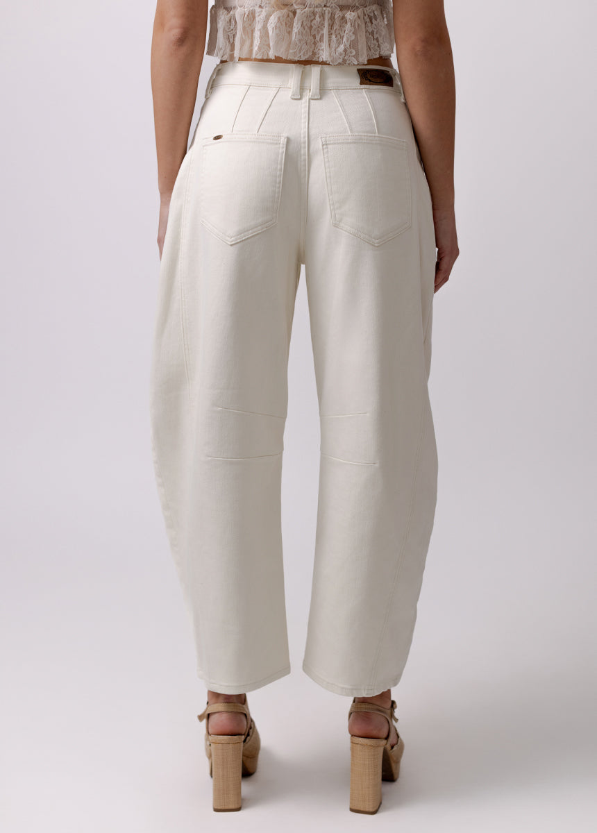 Miraya Barrel Jean in Ecru