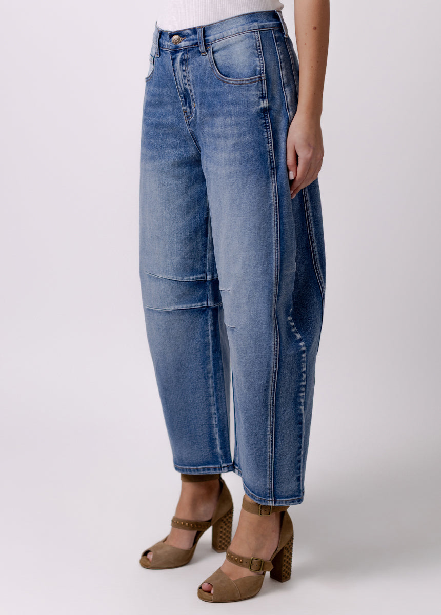 Miraya Barrel Jean in Light Wash