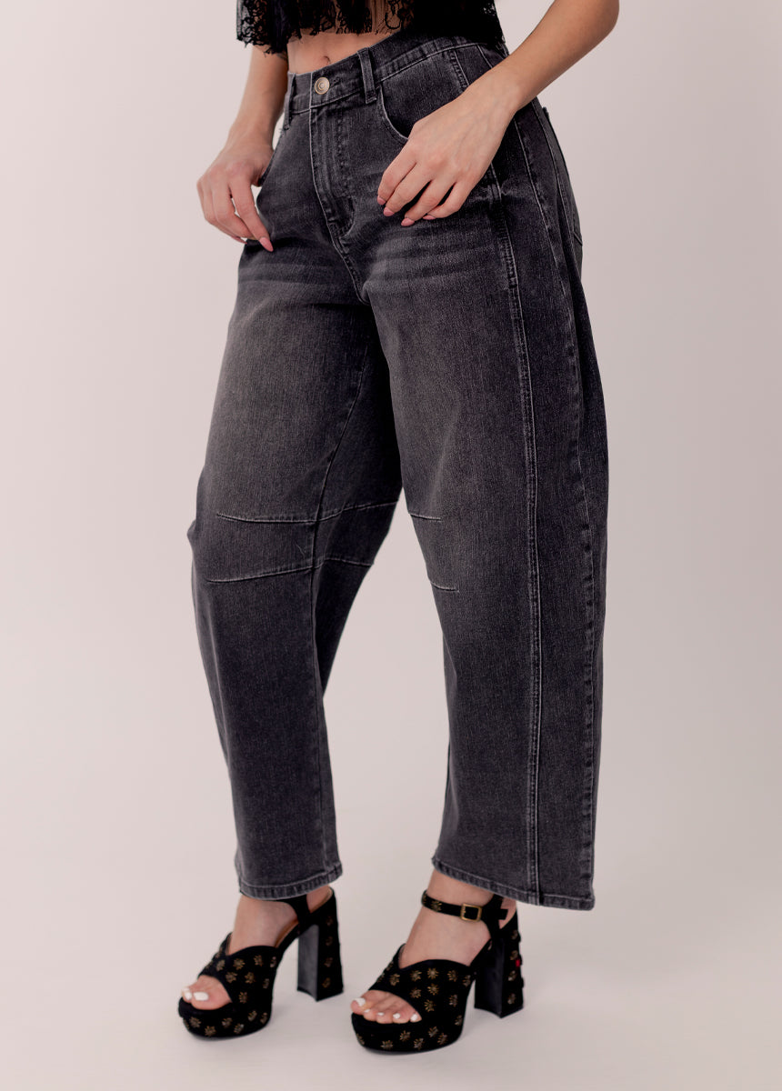 Miraya Barrel Jean in Washed Black
