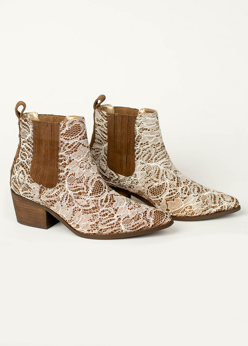 Chelzea Boot in Lace
