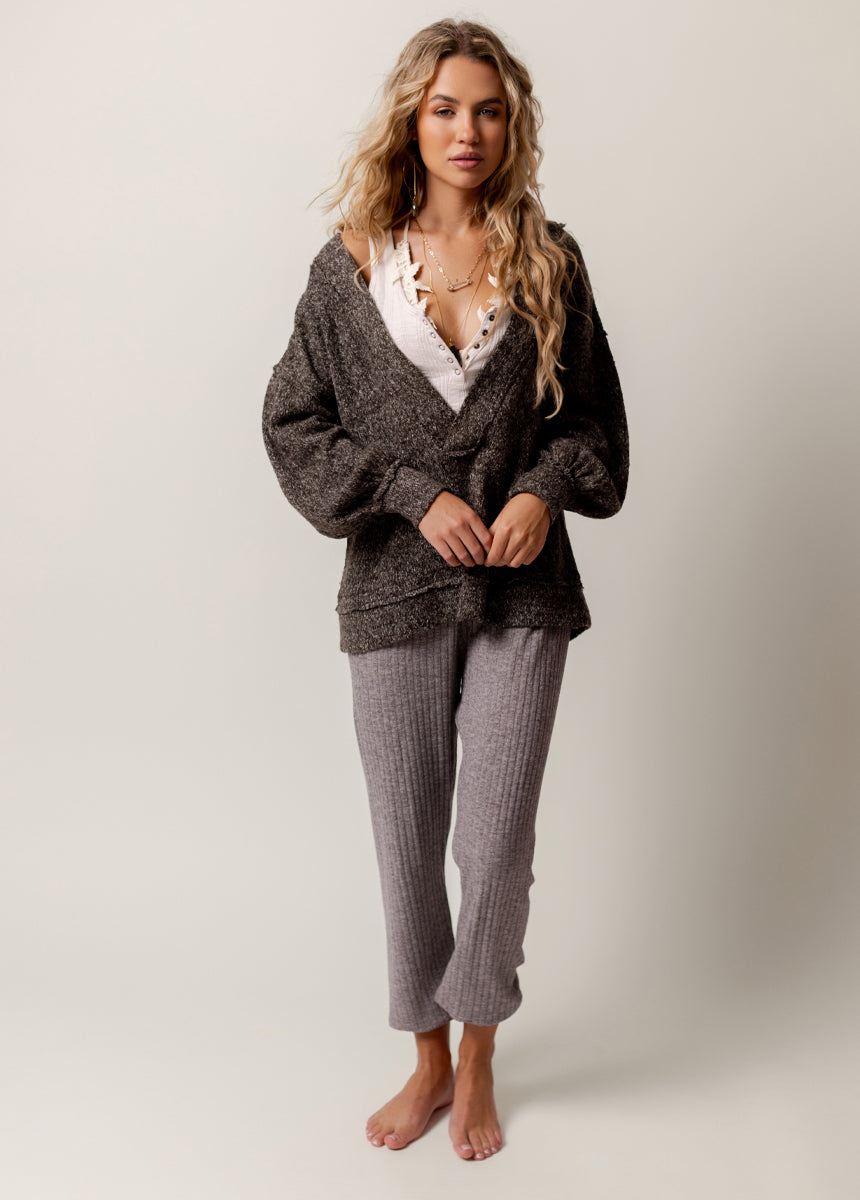 Ona Sweatshirt in Charcoal