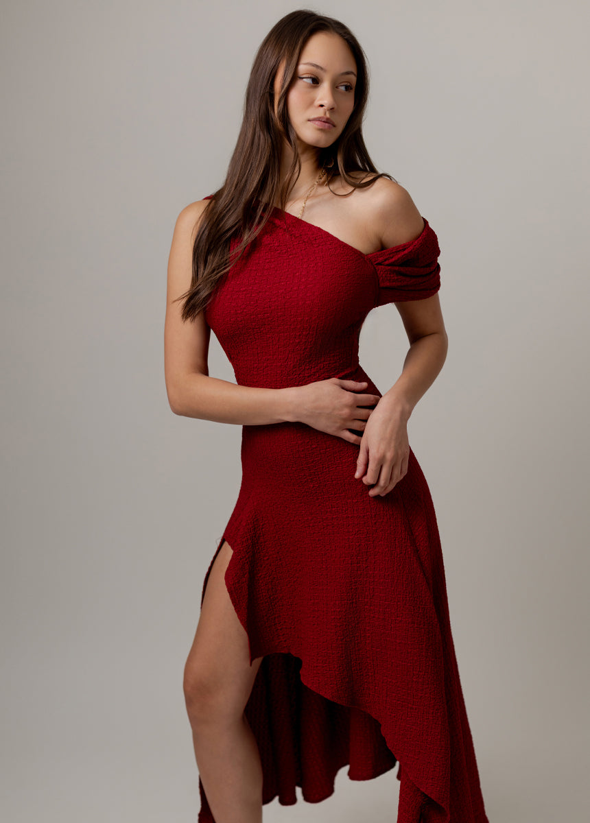 Roxanya Dress in Crimson
