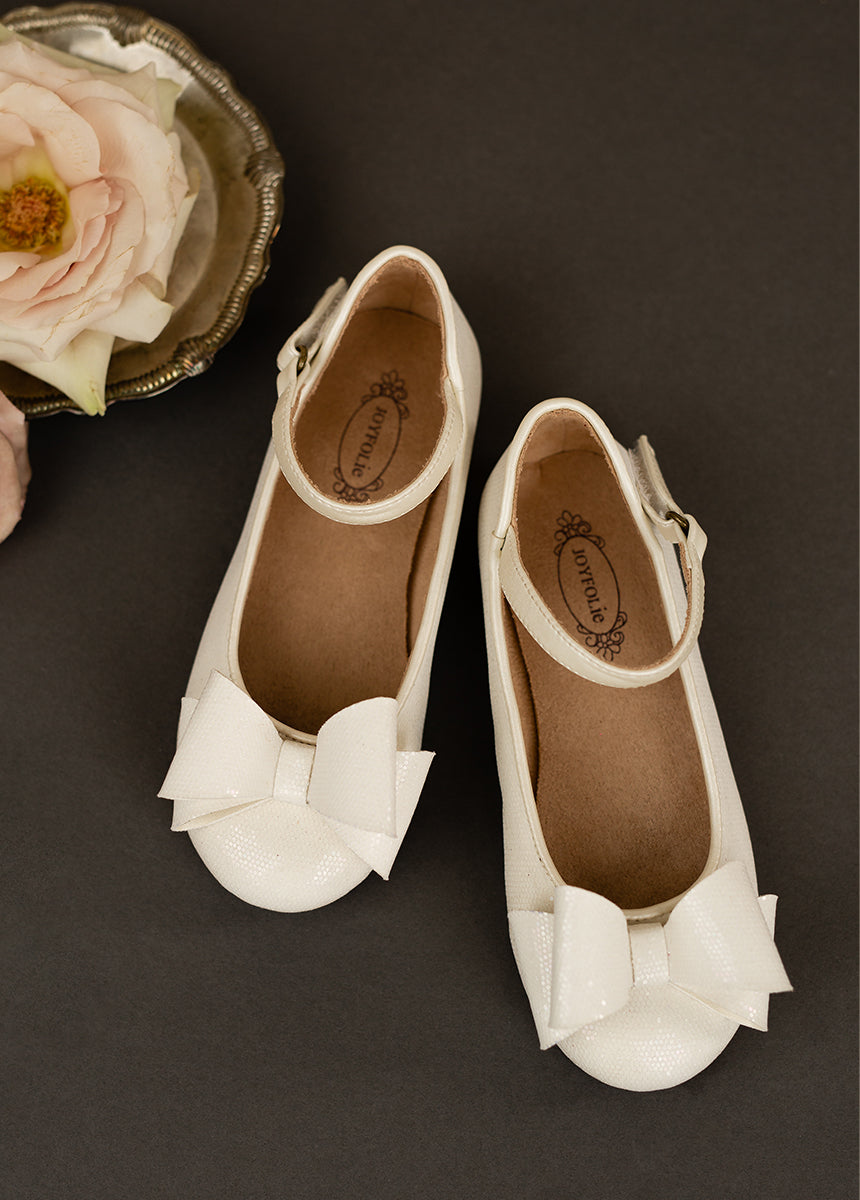 Joyfolie Girls Miriam Flat in Ivory | Flower Girl Shoes | Bow Flats | Joyfolie Bridal, Size 2Y Joyfolie Girls Miriam Flat in Ivory | Flower Girl Shoes | Bow Flats | Joyfolie Bridal, Size 2Y