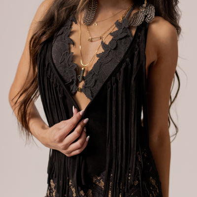 Salomi Vest in Black