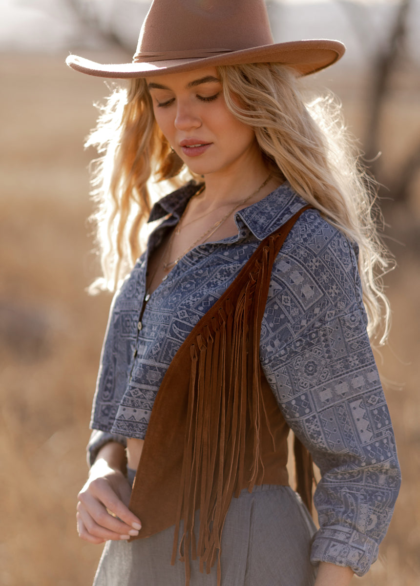 Salomi Vest in Nutmeg