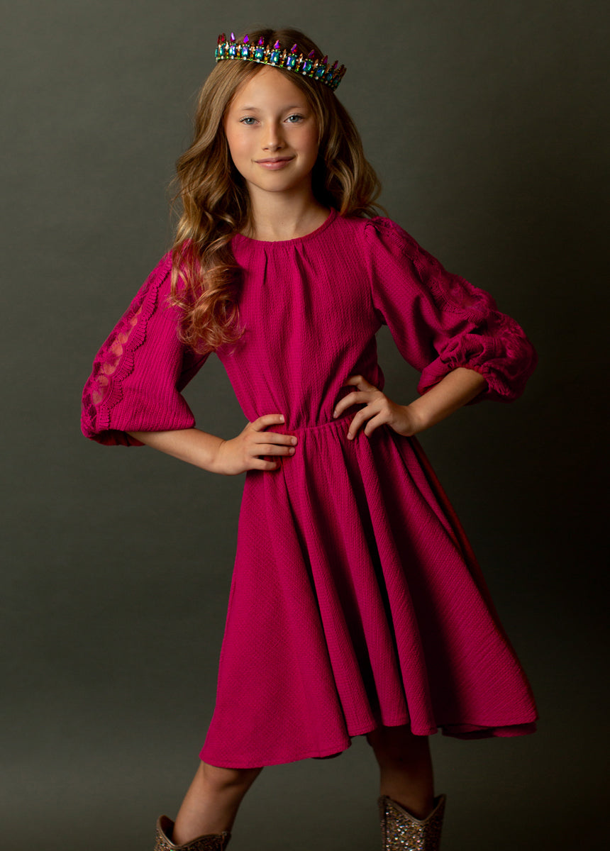 Sariyah Dress in Fuchsia