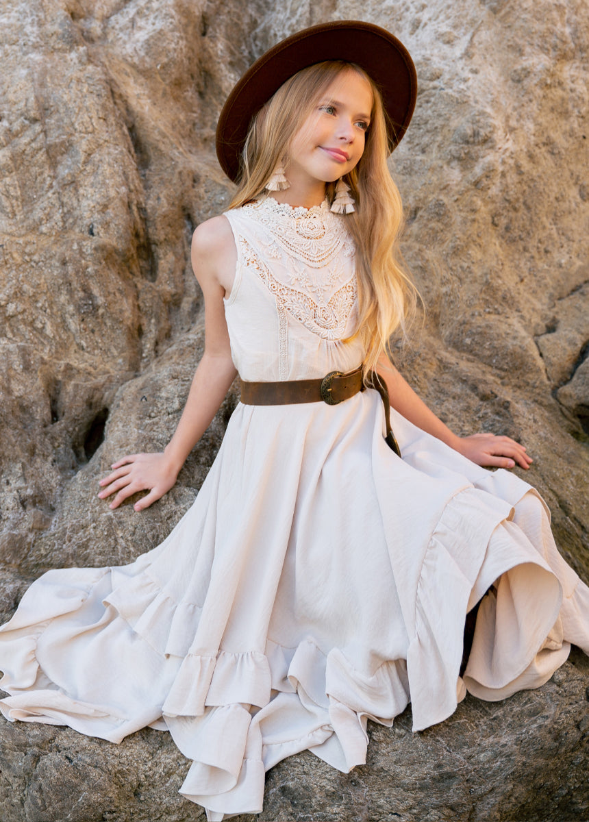 Delfinne Top in Ecru