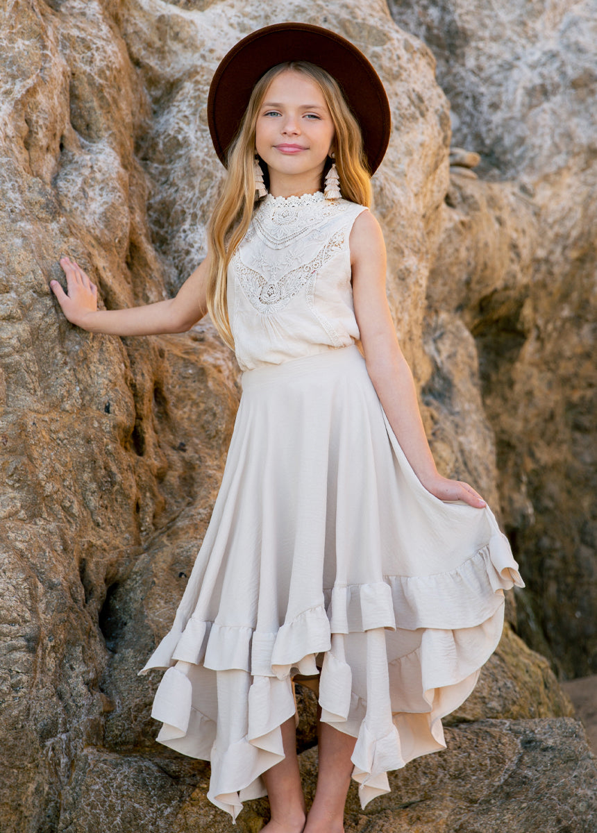 Delfinne Top in Ecru