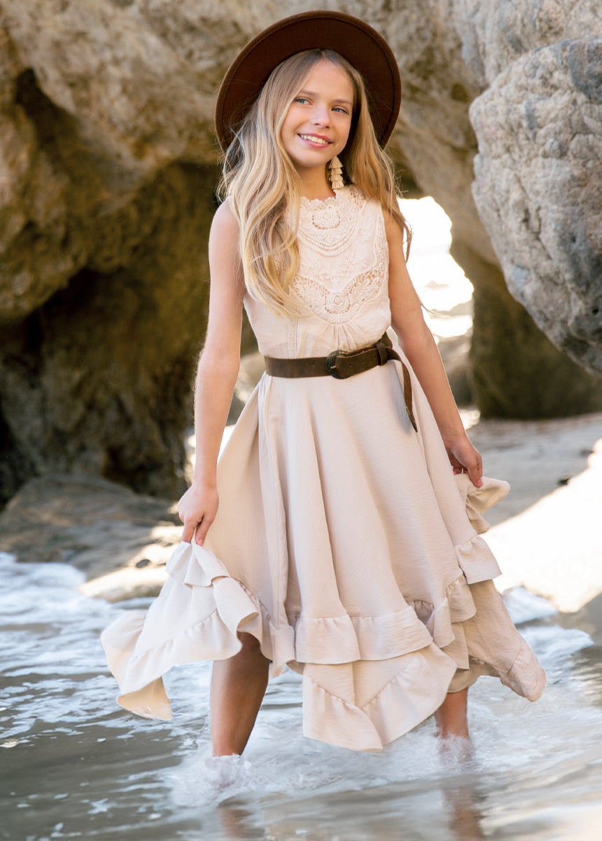 Delfinne Top in Ecru