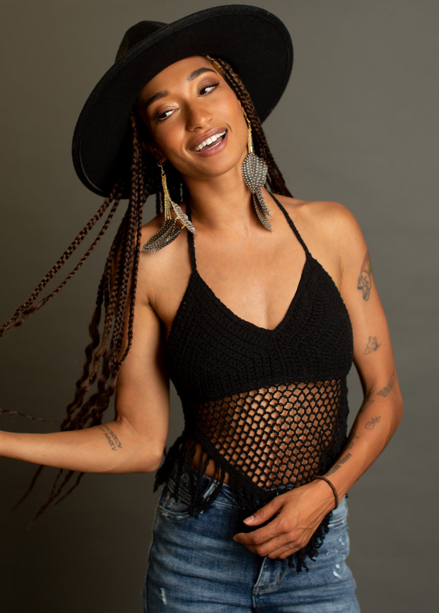 Wrenley Crochet Top in Black - Joyfolie