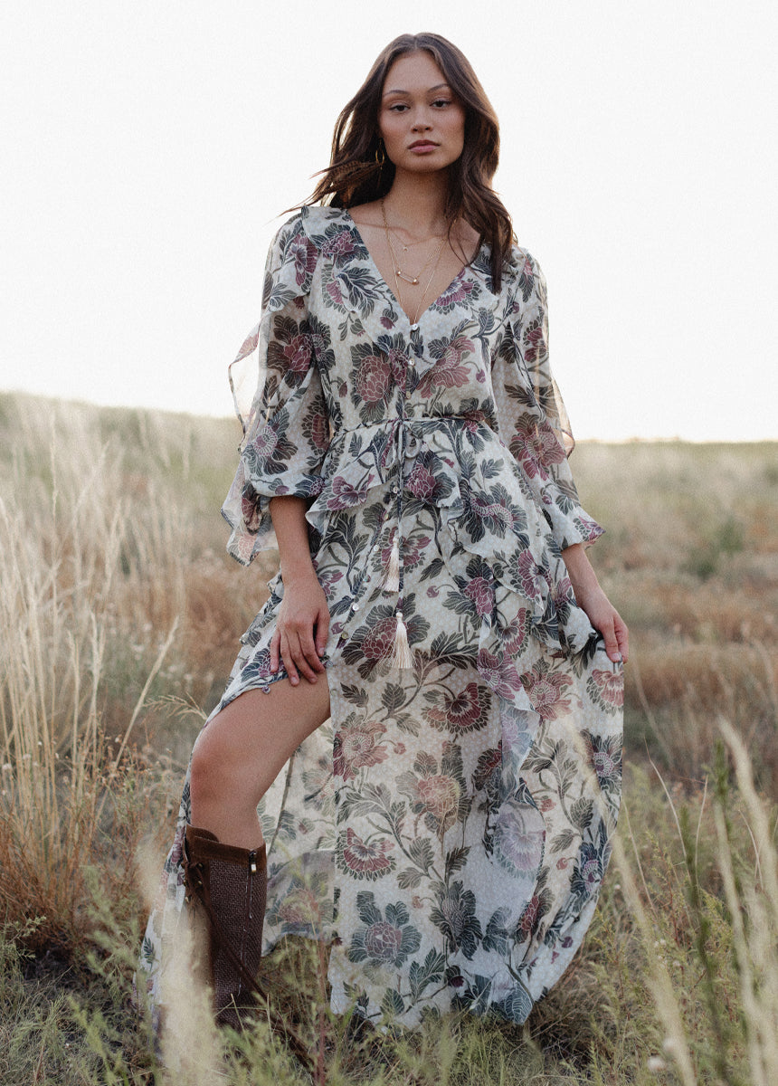 fitted lace wedding dress Floral Maxi Dress with Long Sleeves - Helena fitted lace wedding dress Floral Maxi Dress with Long Sleeves - Helena