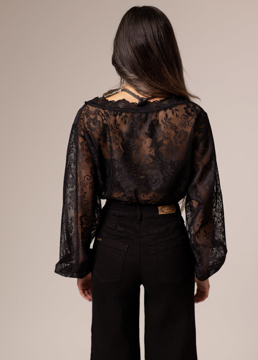 Wren Top in Black