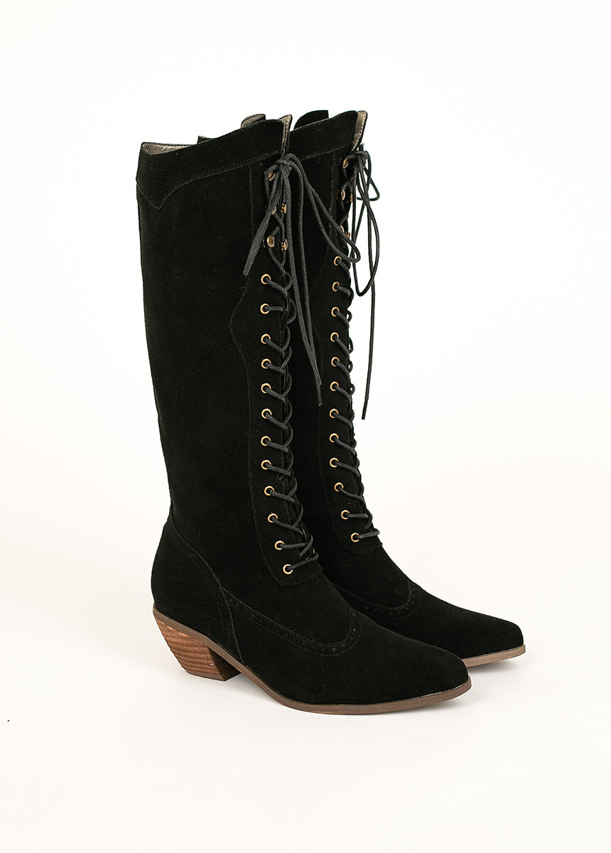 Arlin Leather Boot in Distressed Black