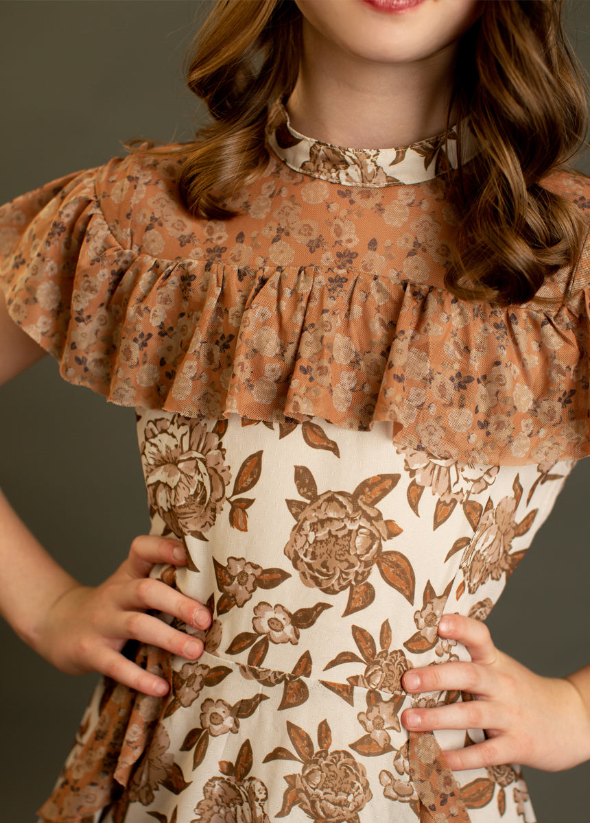 Raylie Dress in Neutral Floral