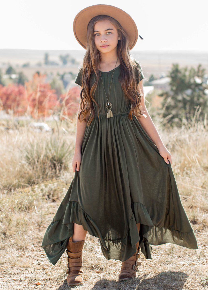 Joyfolie Girls Braelyn Maxi Dress in Olive, Size 7 Joyfolie Girls Braelyn Maxi Dress in Olive, Size 7