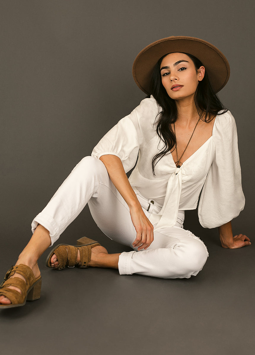 Clancy Girlfriend Denim in White