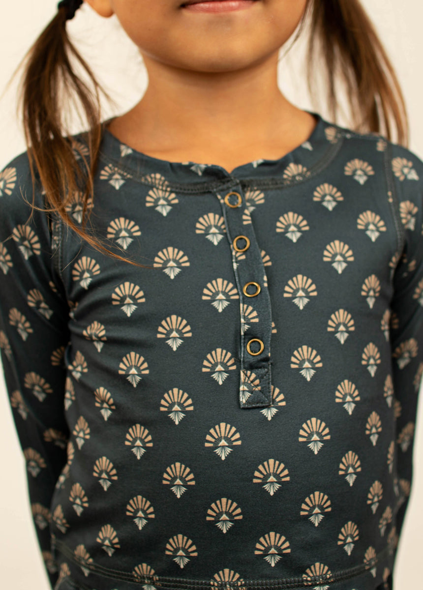 Jael Set in Blue Geo